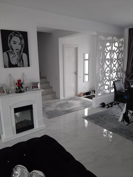 Domnesti, Ciutaci, complex Florilor, str. Craitei, Rondului, vila individuala